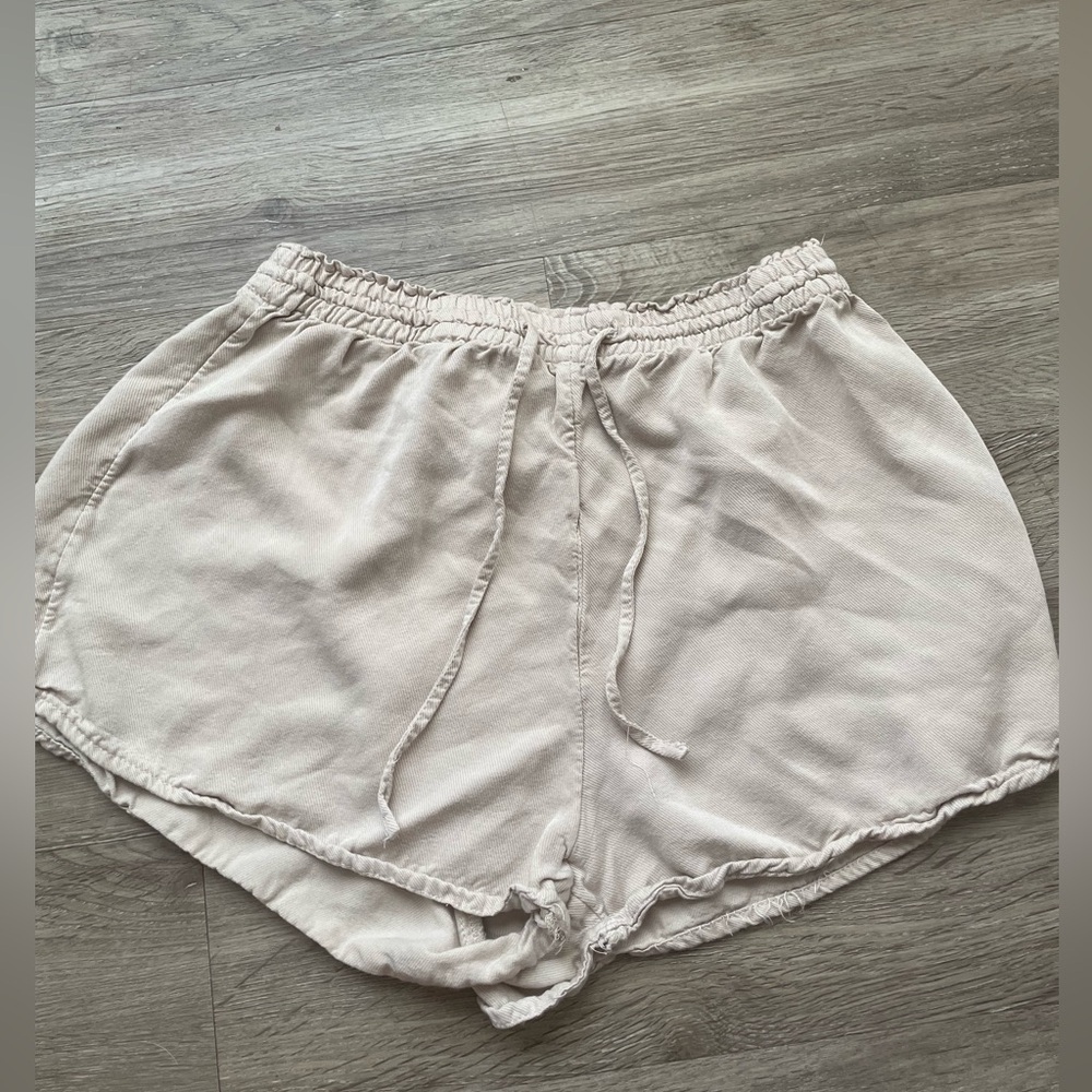 Cream H&M shorts